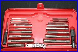 Pre-Owned SNAP-ON Metric Tap & Die Set TDM-117A withDouble Hex in Snap-On Case