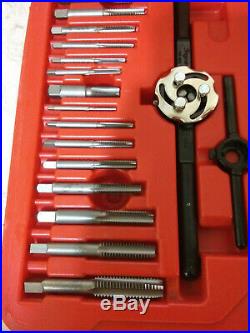 Snap on TDTDM117A Tap &Die set, Extractor Set 117 piece set Standard And Metric